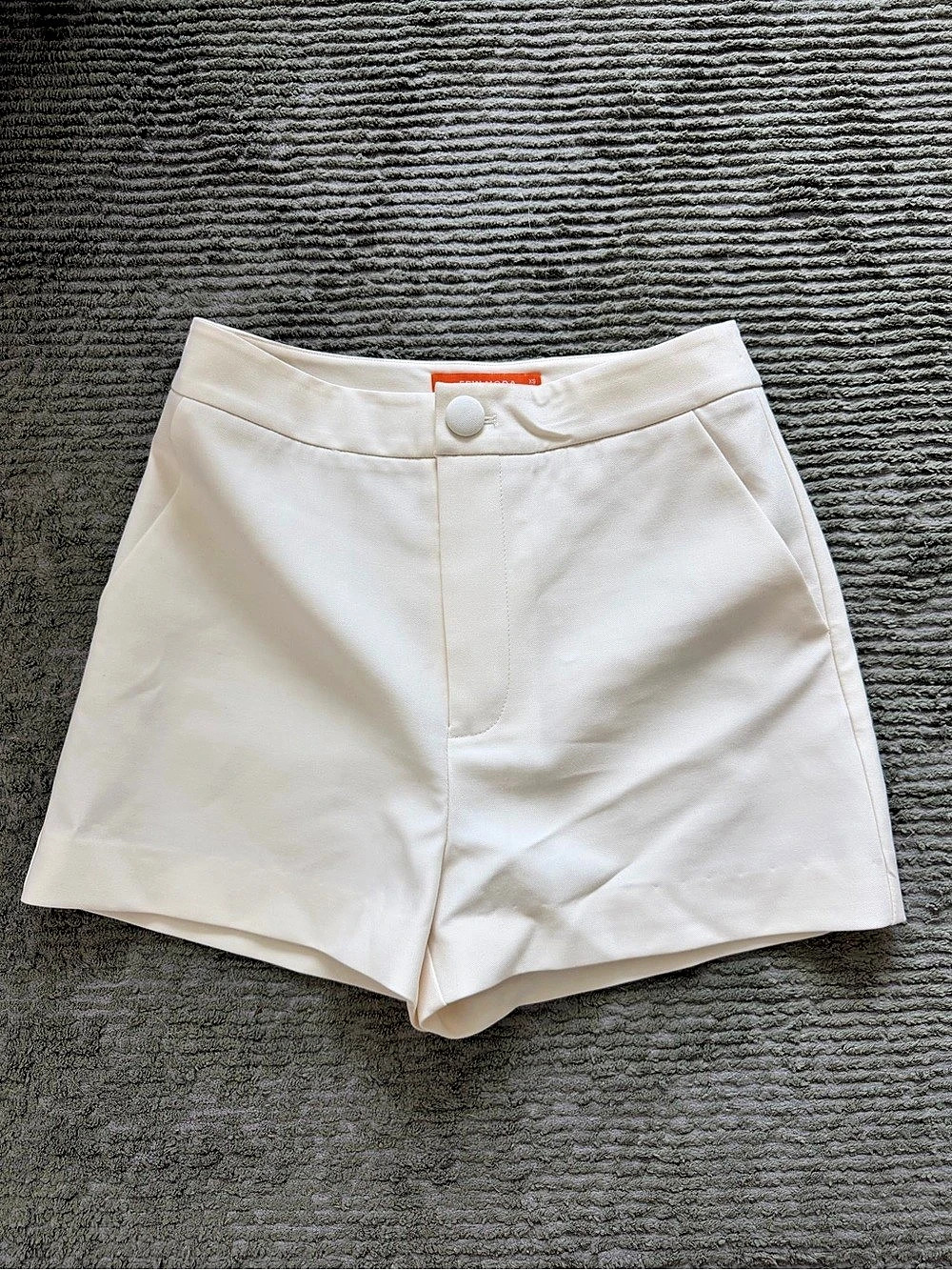 Few Moda x Sara Walker Linda Short XS